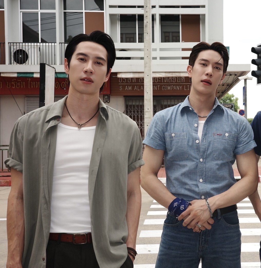 NNNoey__0505's tweet photo. พี่บอกแล้วว่าไบร์ทเกรท สว่างดีนะน้อง ใครๆก็อยู่โพนี้🤧 https://t.co/j7GwQwpbaE