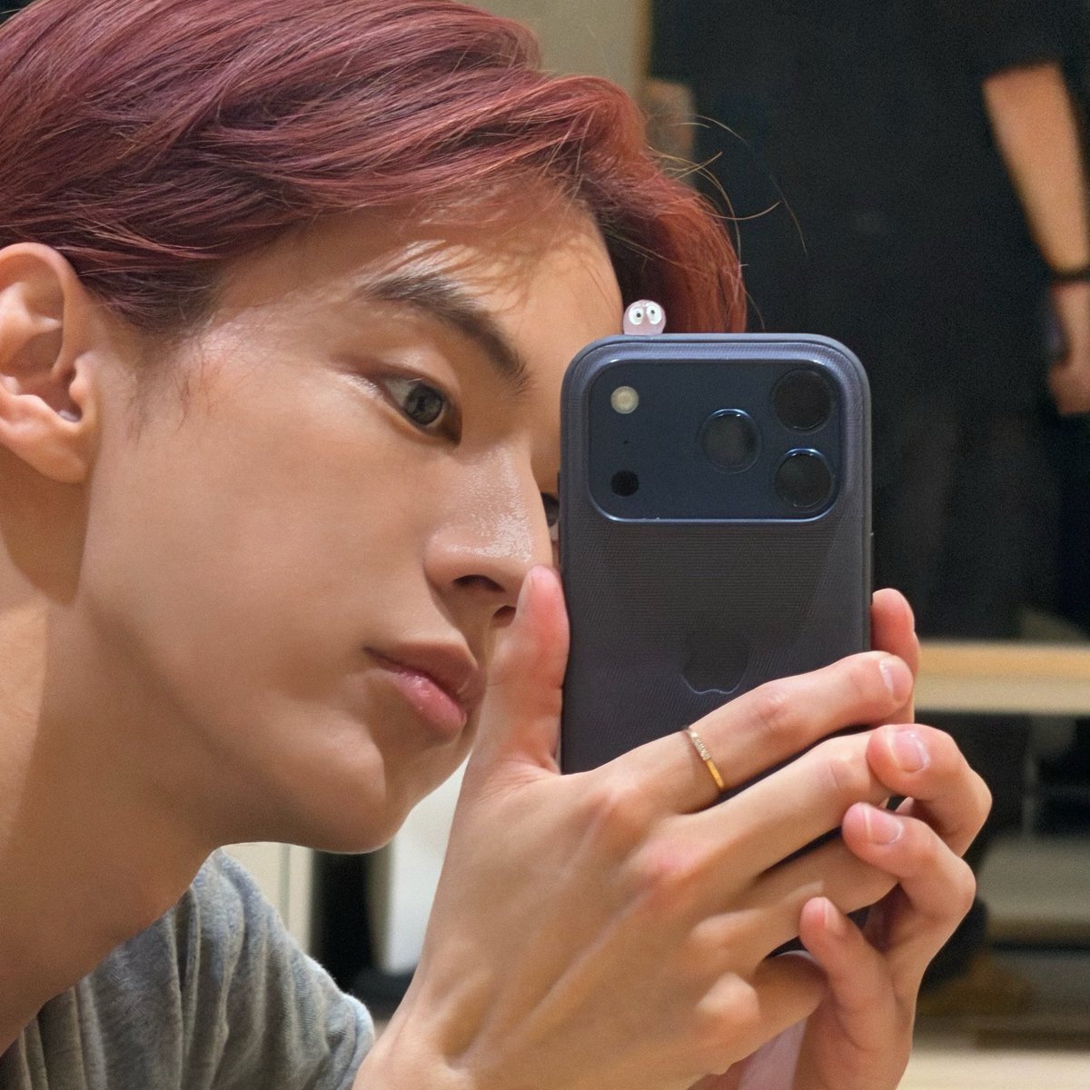 fireconffeti's tweet photo. this is the most predebut dohoon he’s looked in so long and i’m unwell https://t.co/5FX3r6VE1y