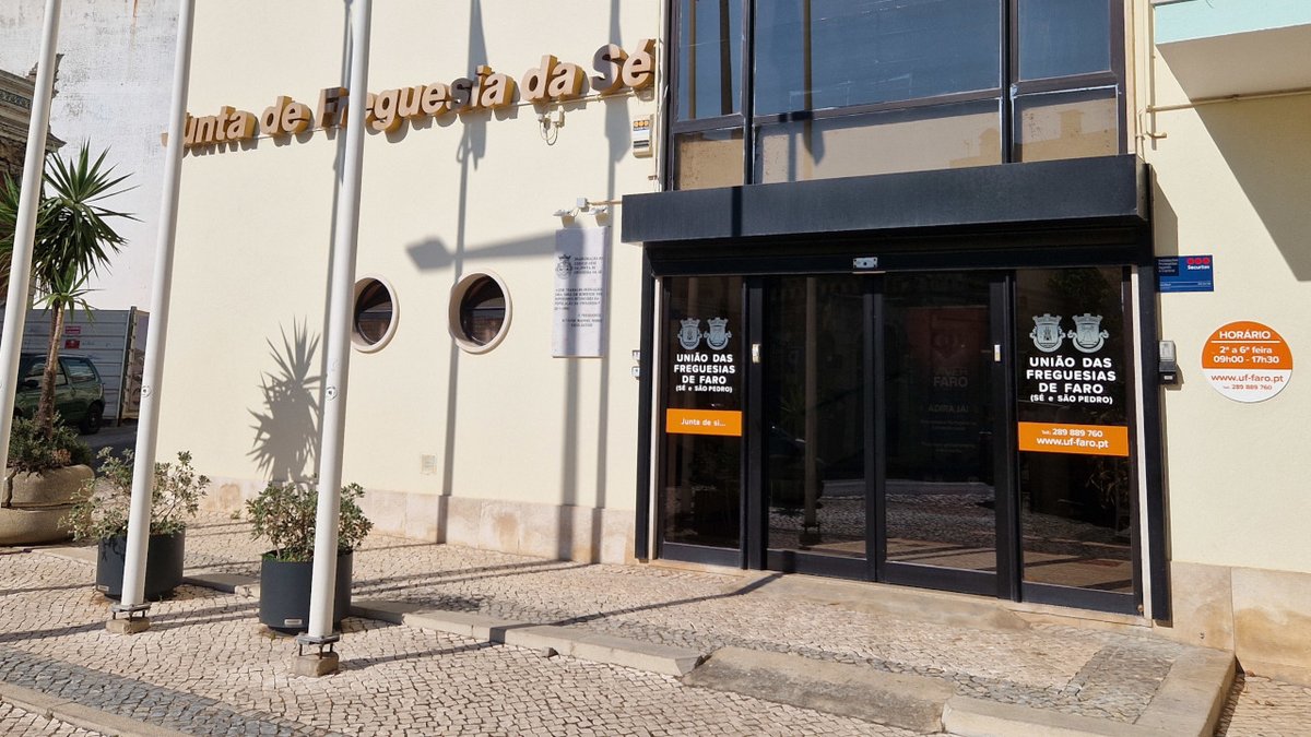 AlbatrozDigital's tweet photo. Plataforma de Ocorrências da Albatroz Digital chega à cidade de Faro https://t.co/wm5pTvLzP5 https://t.co/JxdW79dVk5
