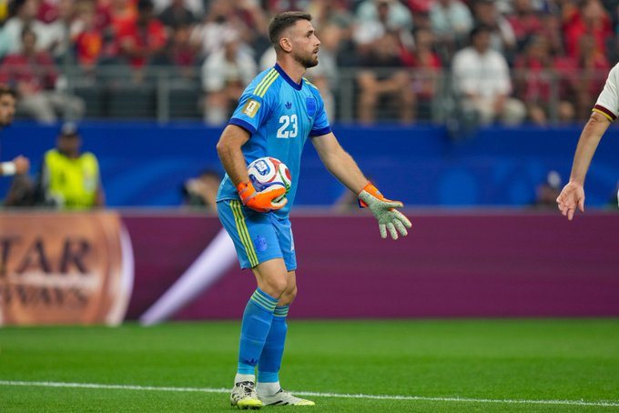 HopeSportFR's tweet photo. 🚨 Unai Simón 🇪🇸 avant la demi-finale face à la France 🇫🇷, à @partidazocope :

🗣️ « Si chacun joue à son meilleur niveau, aucune équipe ne peut nous battre. »

Vous savez ce qu'il vous reste à faire @equipedefrance 🤫💪 https://t.co/DwGfloVdj1