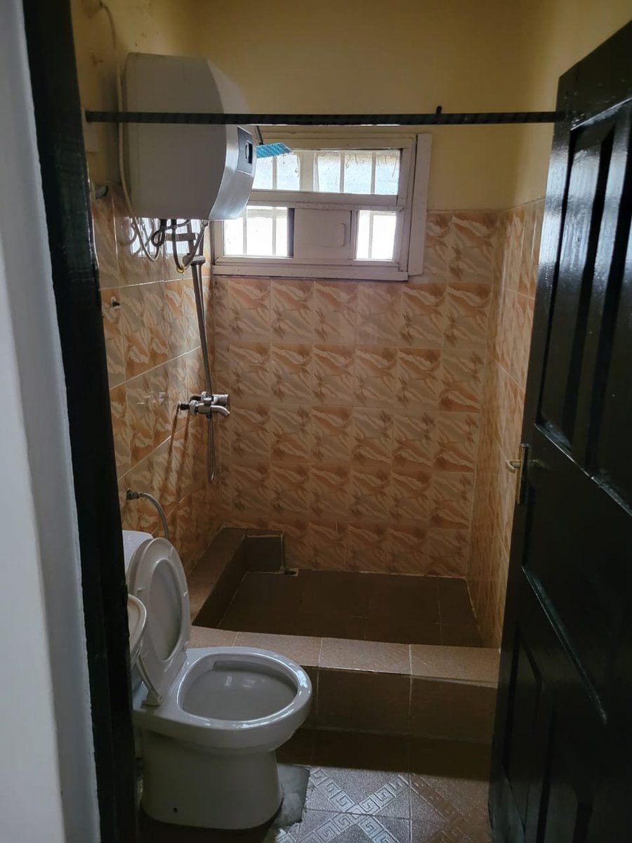 husseinakanni's tweet photo. 2 bedroom apartment in opebi Rent 3.5m https://t.co/KezNG2GXdy