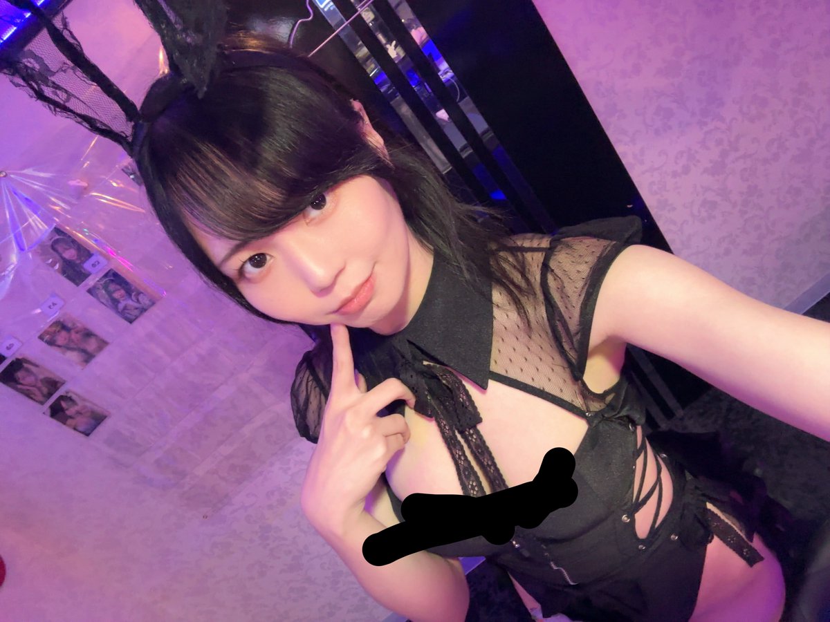 nekomura_423's tweet photo. 出勤してます！
お席も空いたのでまってるよー！
木曜日まで会えないので来て😭 https://t.co/jUnYUjC8xC