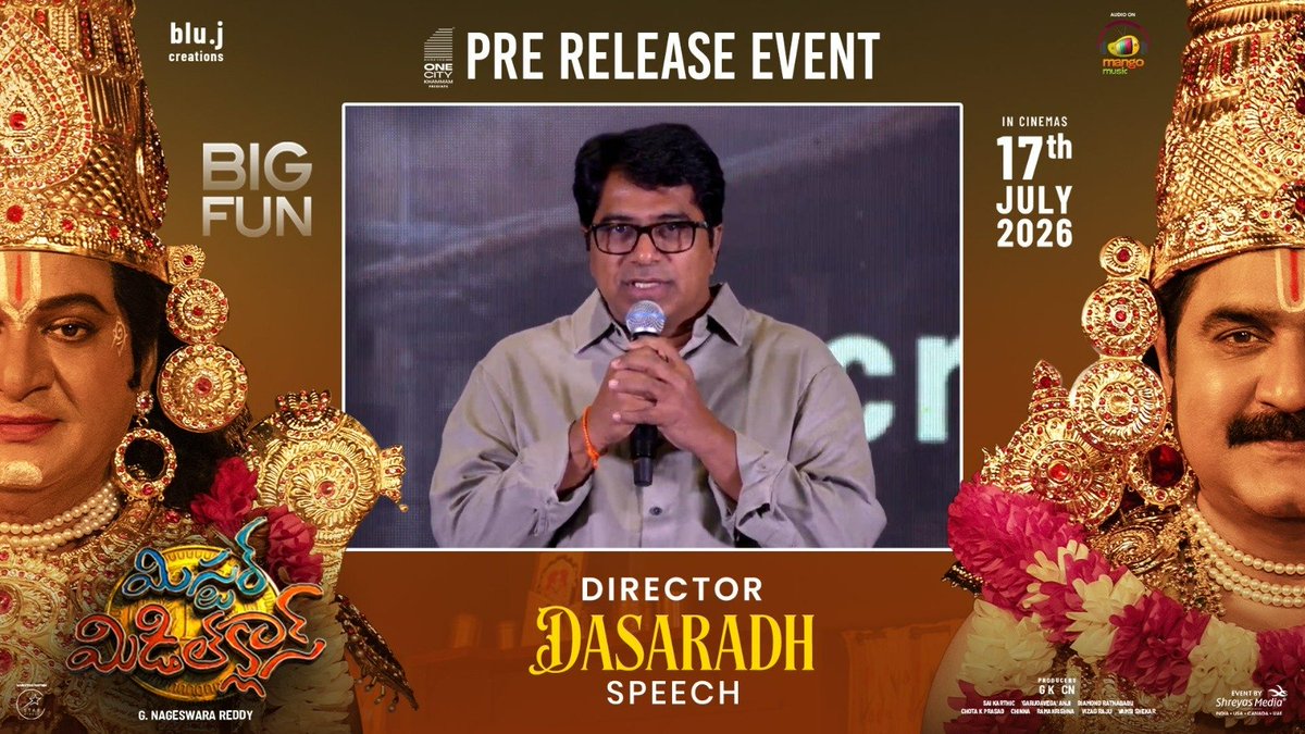 UrsVamsiShekar's tweet photo. “Ee Cinema Blockbuster Avalani Manaspurthiga Korukuntunanu”

Watch Director #Dasaradh Speech @ #MisterMiddleClass Pre Release Event. ❤️‍🔥

▶️ https://t.co/8gjFhfG1Qg

In cinemas from 17th july 🎥 https://t.co/RE6YvazI6w