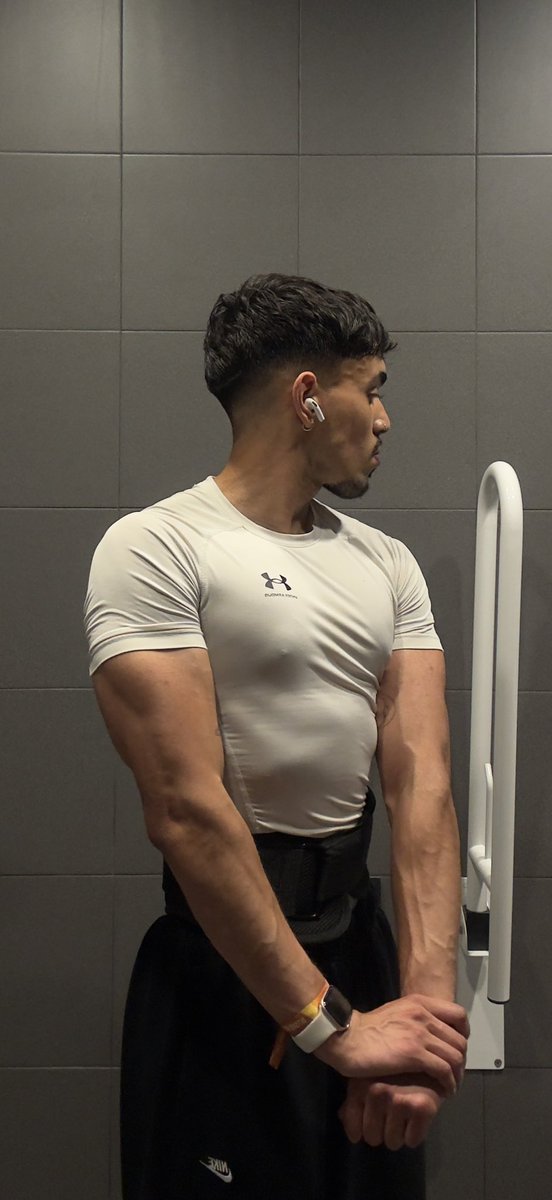 Jeeremy_04's tweet photo. #gym #progreso #gymbro https://t.co/m4zpcrJNNZ