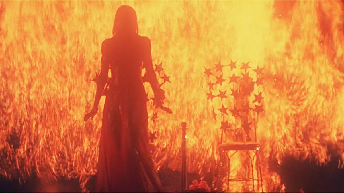BadFilmTakes1's tweet photo. Putting stills of the original Carrie for no particular reason. https://t.co/muw9FQgmZU