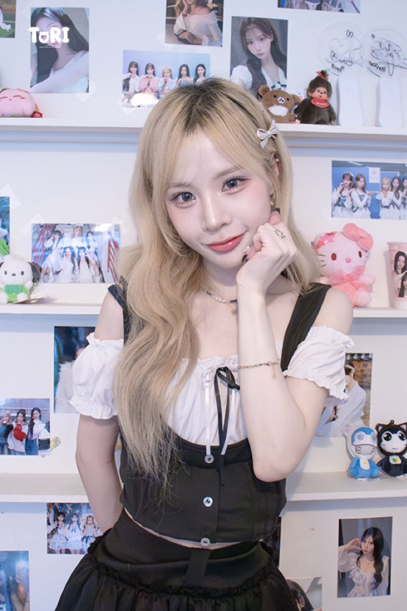 9bin_s2's tweet photo. 오늘 하루는 하루가 제일 행복할거야🍀🩵

#S2IT #에스투잇 #HARU #하루 https://t.co/Fd1myMFV9l