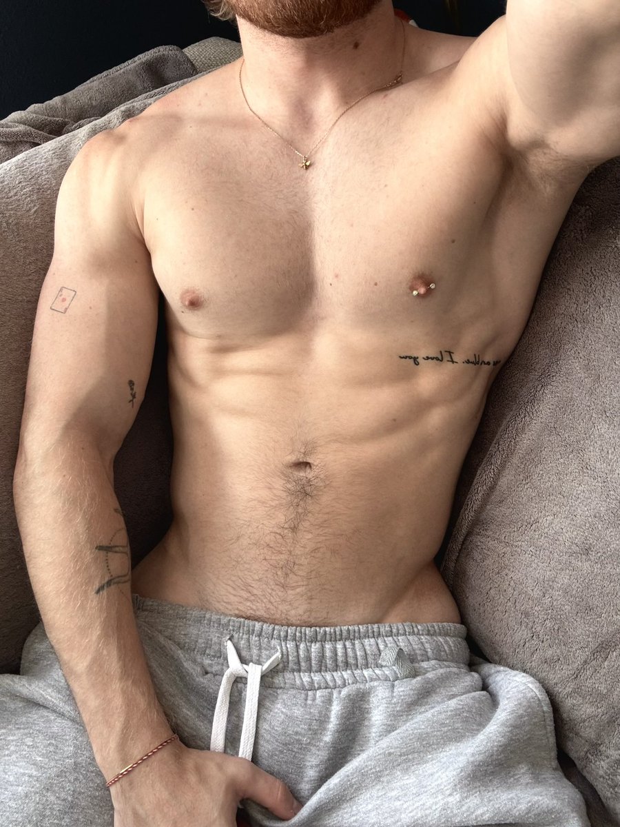 buffboybrock's tweet photo. lying around commando in sweatpants makes me so … https://t.co/foTrp6XMmN