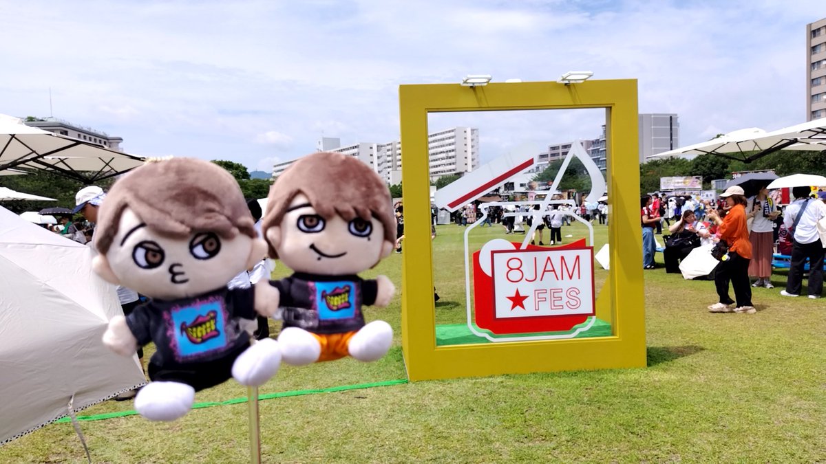 11260126Mm's tweet photo. #eightjamfes 1日目(1.2枚目)と2日目(3.4枚目)!!
いっぱい写真撮れて楽しかった🤭
2日間､天気良すぎ☀気温も高いしで滝のように汗出たし日焼けもしたけどめちゃめちゃフェス!!って感じがして楽しかった✨↓ https://t.co/9r4XpHrYdE