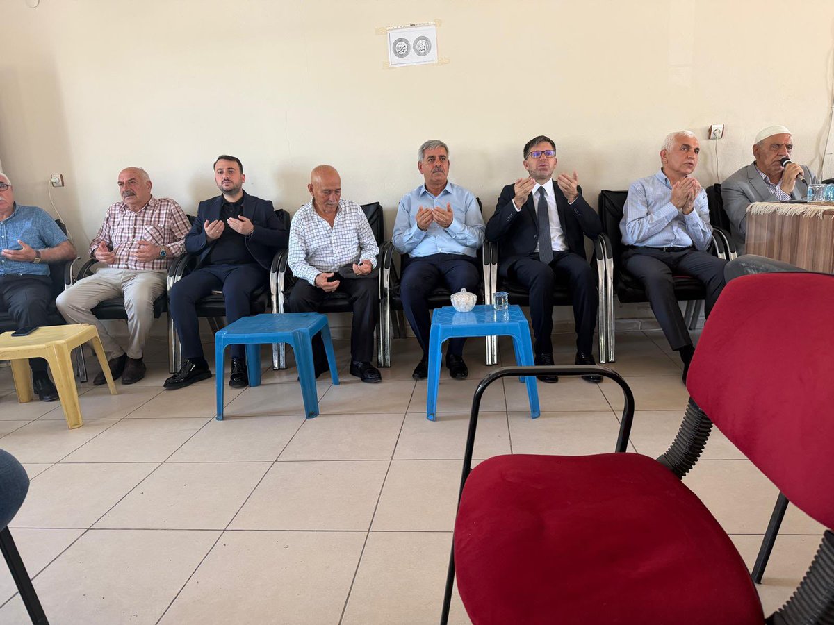 PartiSiirt's tweet photo. Merkez İlçe Başkanımız Sn. @hikmet_ekin56 , İl Başkanımız Sn. @AvHekimGider,
 Milletvekilimiz Sn. @mervangul56,
Gençlik Kolları Başkanımız Sn. @mrtgul34
ve teşkilatlarımız ile birlikte;

📍Özel
📍 Ay
📍 Özarpacı
📍 Yıldız
📍Aydın
📍Kayaalp

Ailelerinin taziyelerine katılım sağladılar.
Vefat eden vatandaşlarımıza Allah’tan rahmet; kederli ailelerine, yakınlarına sabır ve başsağlığı diliyoruz.