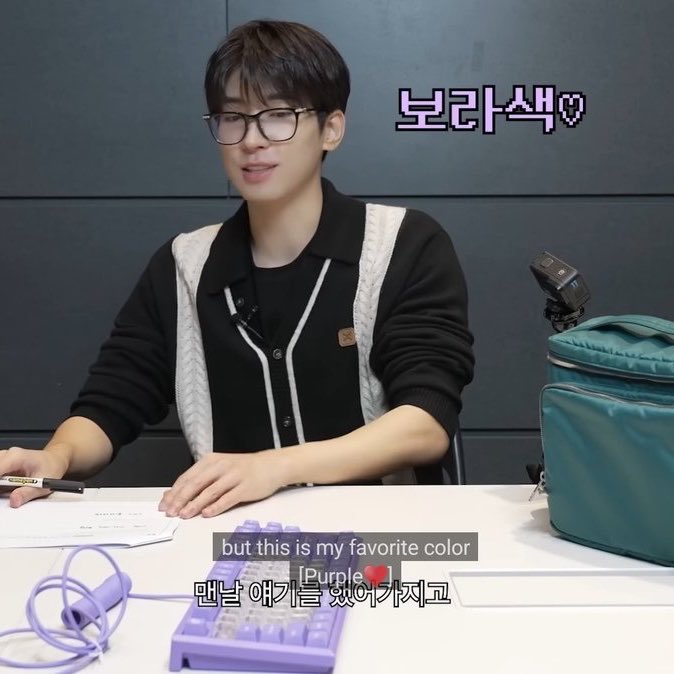 lovedby9yu's tweet photo. purple pajama, purple pan, purple drink 😭 https://t.co/K9qytpW54C