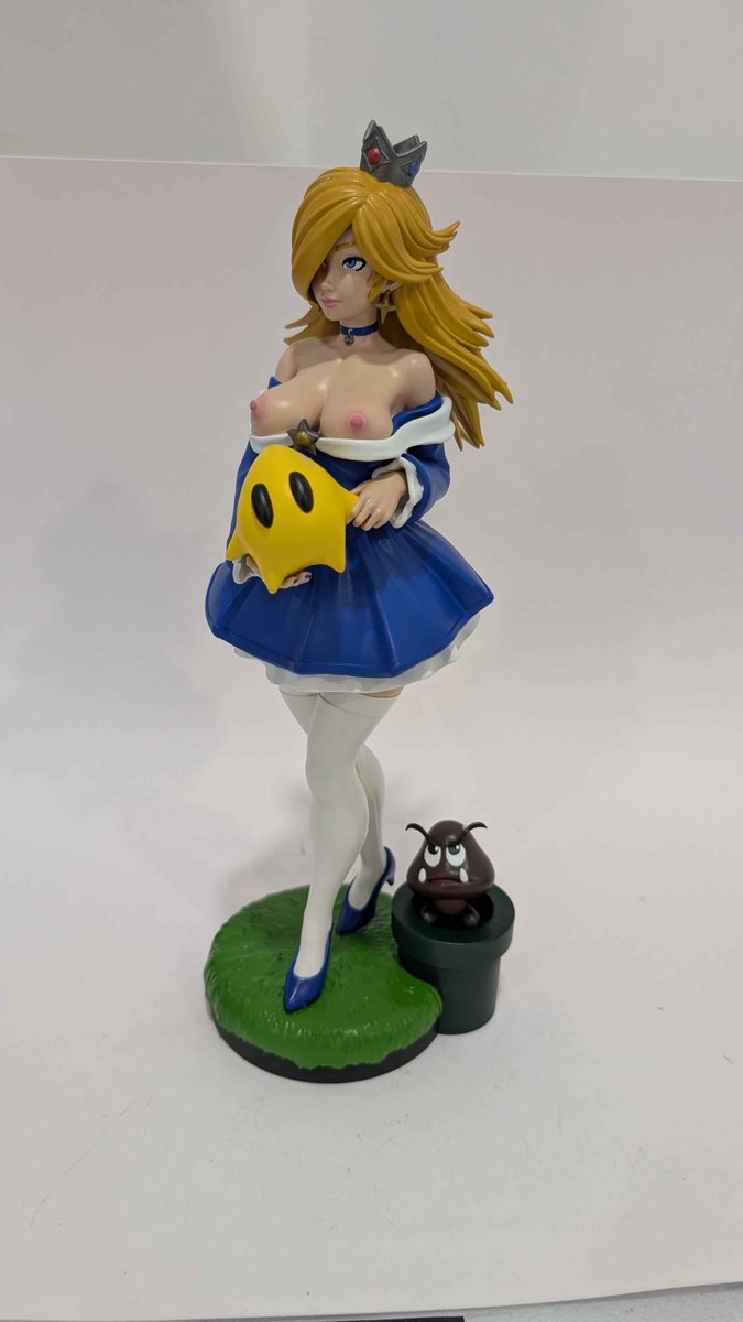 SharkBiteMinis's tweet photo. And we also have this Rosalina from @PeachFigure 

https://t.co/Gqs6BqWbd0 https://t.co/BRjCcieRQC