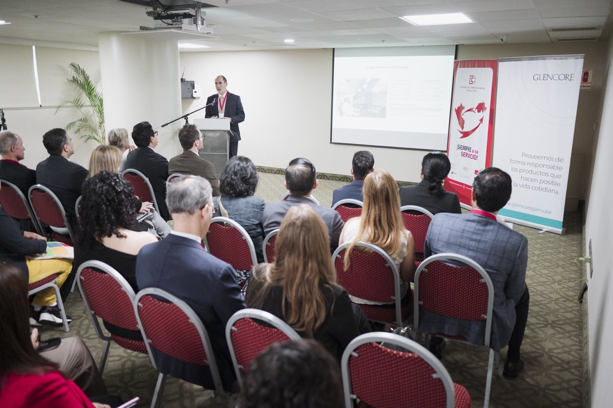 SwissChamPeru's tweet photo. El pasado martes 7 de julio vivimos la primera edición de SwissCham Business Connections: Visión estratégica y nuevas oportunidades con Glencore, un nuevo espacio creado por la Cámara de Comercio Suiza en el Perú para promover el intercambio de conocimientos.

#TheSwissWay https://t.co/0C8TwMTXWM