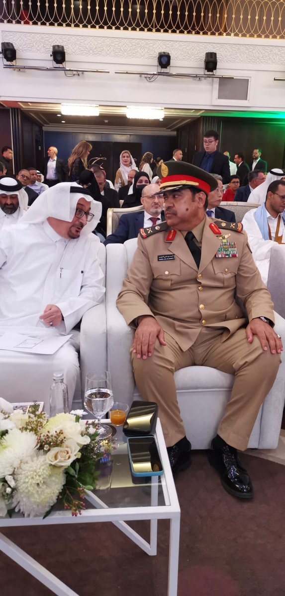 sahmnews1's tweet photo. #_صحيفة_سهم_الإلكترونية
@mansornezzam 

بدعوة كريمة من القنصلية العامة لجمهورية مصر العربية بجدة بمناسبة اليوم الوطني لجمهورية مصر العربية  لمدير مكتب صحيفة سهم بمنطقة مكة المكرمة المستشار الإعلامي الدكتور منصور نظام الدين قريشي وحرمه الإعلامية الأستاذة نوال مسلم 
لبى الدعوة الكريمة وحضر الاحتفال 
وشرف الحفل سمو الأمير سعود بن عبدالله 
واللواء الطيار الركن أحمد بن علي الدبيس 
ومدير فرع وزارة الخارجية بمنطقة مكة المكرمة فريد الشهري ومدير عام فرع وزارة الإعلام بمنطقة مكة المكرمة الأستاذ عبدالخالق الزهراني 
وعدد من أصحاب السعادة القناصل وأعضاء السلك الدبلوماسي وأصحاب السعادة ووحهاء واعيان منطقة مكة المكرمة والإعلاميين والإعلاميات .