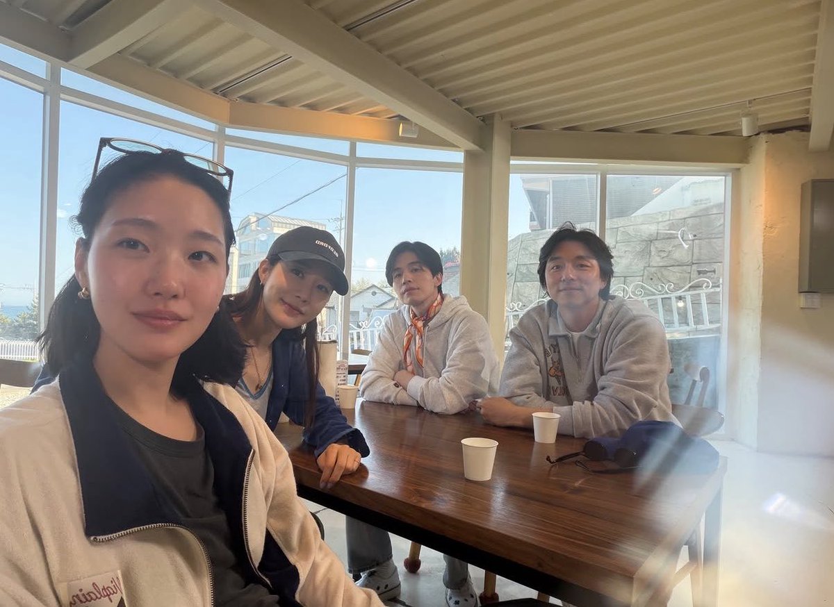 kdramasdiary's tweet photo. MY PRECIOUS FAMILY https://t.co/EsarAInWw7