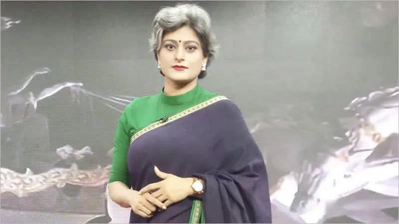 Radhika_Khera's tweet photo. समय का पहिया घूमा और अहंकार चूर हो गया!

डिबेट में झूठ बोलते पकड़े जाने पर दूसरों को ‘Get Out’ बोलने वाली अहंकारी Hitler दीदी

आज खुद उसी स्टूडियो से हमेशा के लिए ‘Get Out’ हो गईं

इसे कहते हैं असली KARMA! https://t.co/jD3rbqlW3x