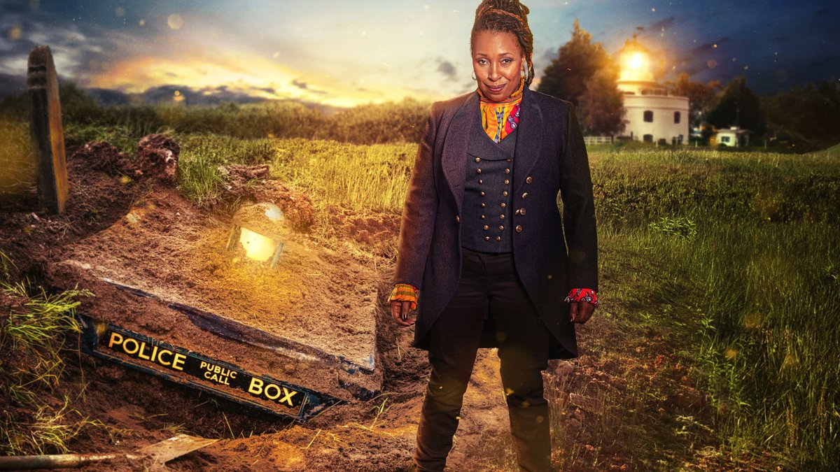 timelesschild's tweet photo. I don't think the Fugitive Doctor having a police box TARDIS and a sonic screwdriver actually breaks canon.

In fact, I think both can be explained in a way that makes the show's existing mythology even richer.

Here's my theory... 🧵 https://t.co/DUf0g3bERH