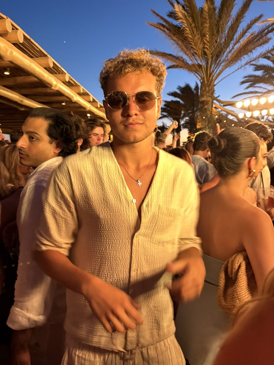 loiro baiano tweet media