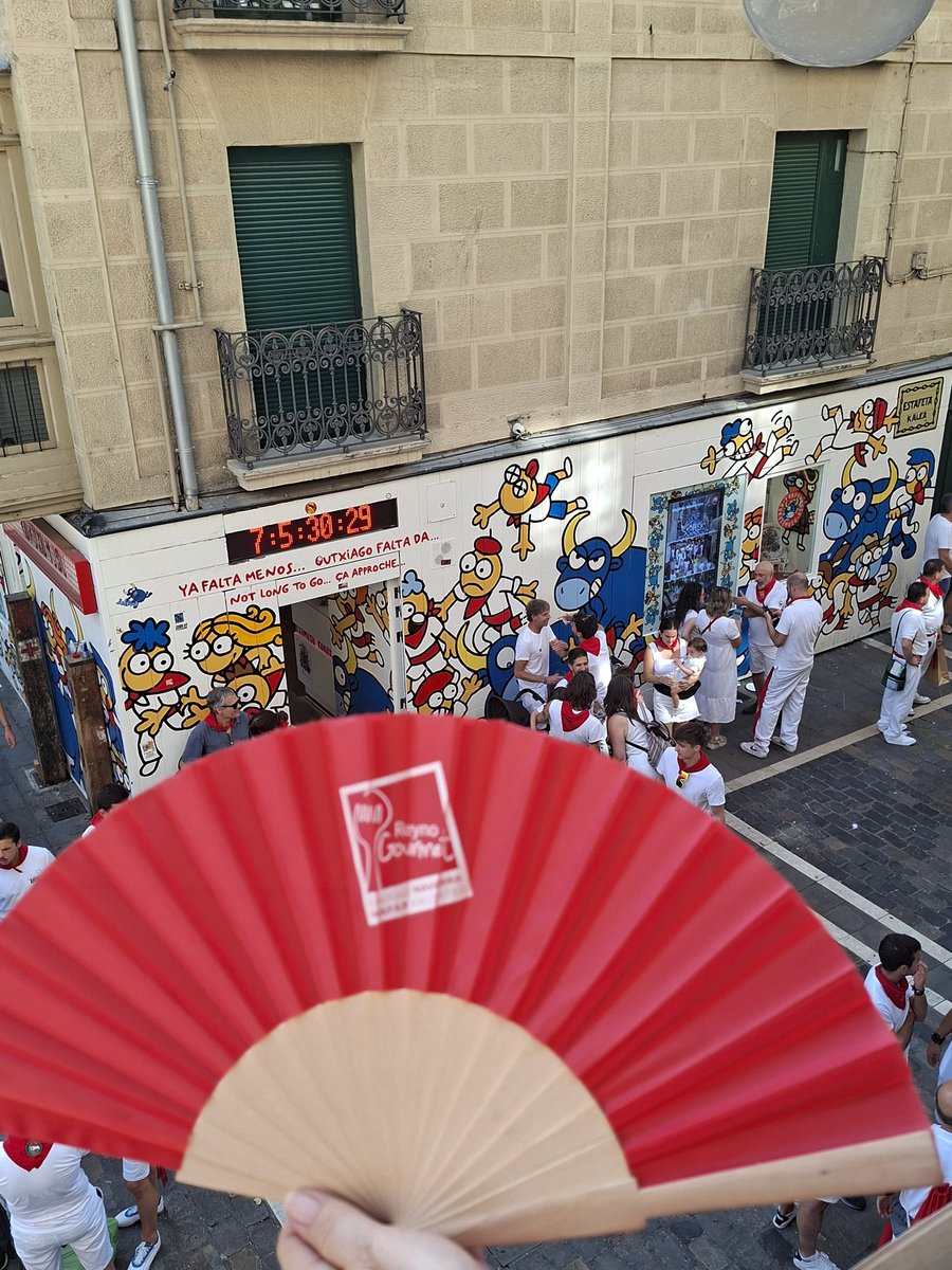 Mertxe_Beriain's tweet photo. 13 de julio... y seguimos😜🔻🥰 #yafaltamenos #SF26 #Sanfermines2026 #Sanferminak2026 https://t.co/Ku7eYijOM5
