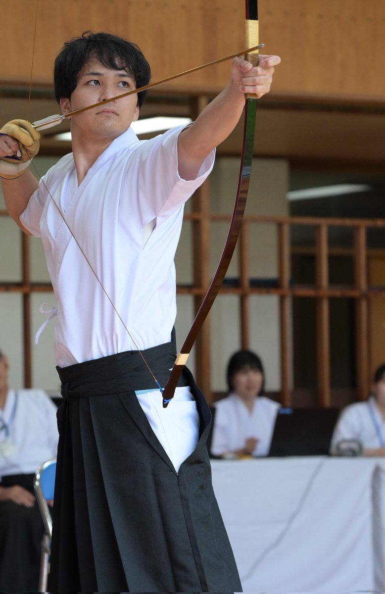 ChibaCityKyudo's tweet photo. 2026年7月12日
千葉県遠的大会

千葉市支部の入賞者

女子の部
優勝  長真砂子

男子の部
準優勝  松代秀真

https://t.co/ypktQY2v4Z https://t.co/JLfKsOwOeM