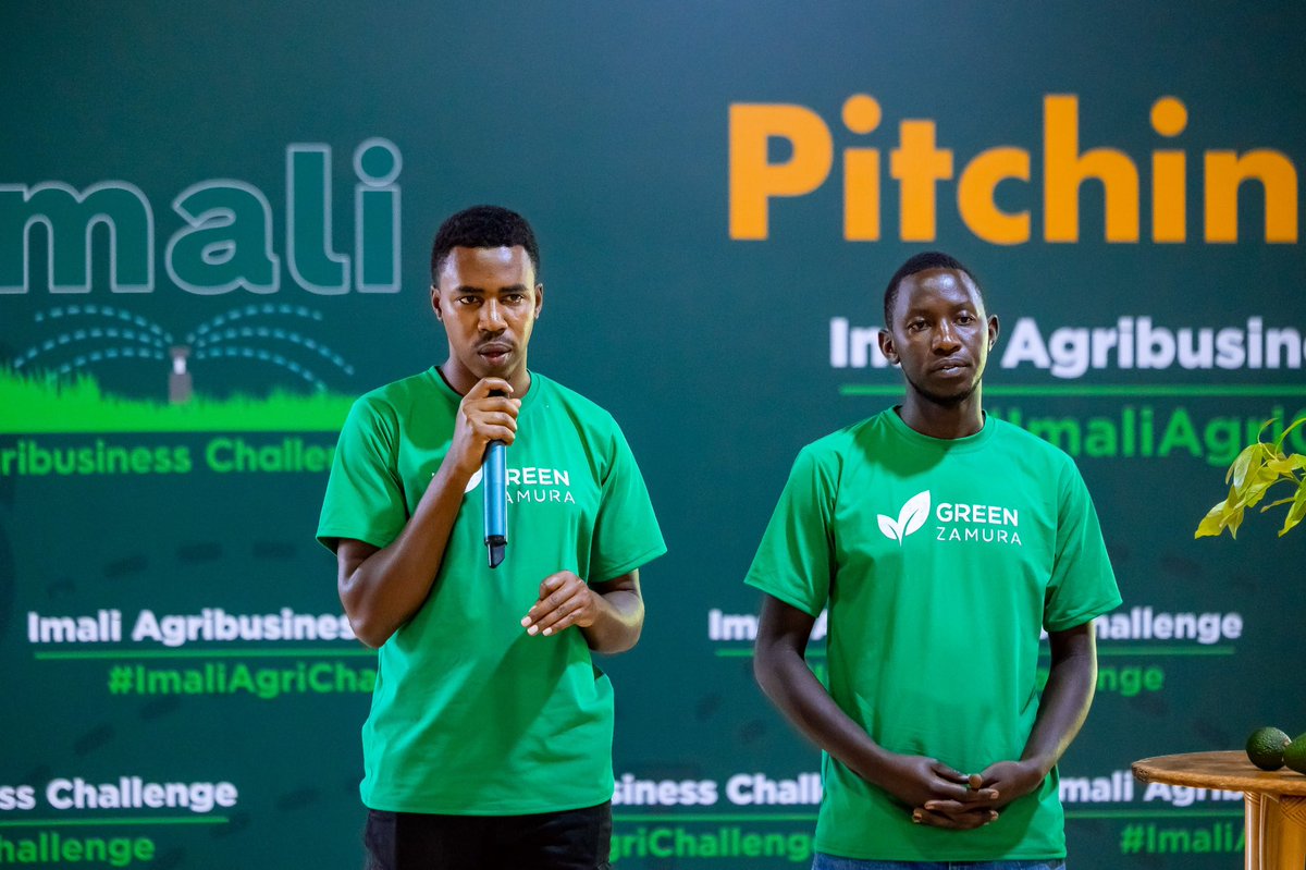 Imbuto's tweet photo. Our next presenter, Kanyamanza Jean de Dieu and team, showcased GREEN ZAMURA Ltd., a project strengthening the avocado value chain in Kamonyi District by helping farmers improve productivity and fruit quality.

#ImaliAgriChallenge https://t.co/xwYB1L5xZY