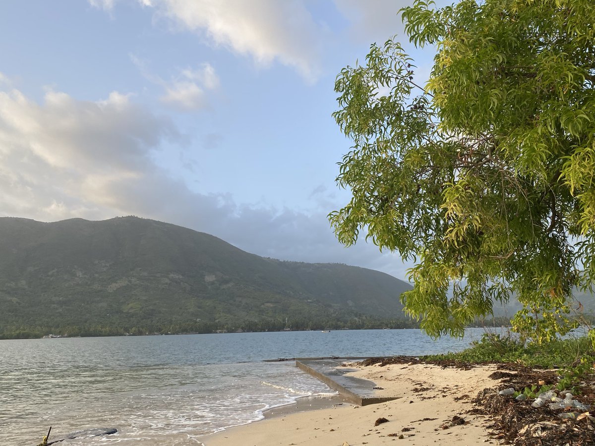 Manathabie97's tweet photo. Nan yon ti kwen nan paradi a🇭🇹 https://t.co/4eYlNDFJiL