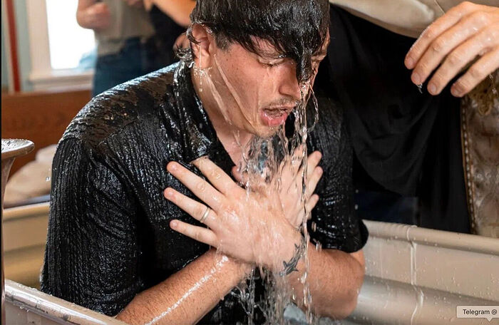 Orthodoxy2019's tweet photo. 20+ baptized at Orthodox church in Mississippi
https://t.co/yceNc7eEzC

St. Paul Orthodox Church (Antiochian Archdiocese) in Tupelo, Mississippi, celebrated a joyous event on Saturday, July 11, as nearly two dozen people were united to Christ in Holy Baptism. https://t.co/LKXLl64dAw