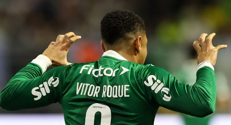 BoletimVB's tweet photo. Palmeiras pode ter Vitor Roque no primeiro jogo após a Copa do Mundo

O Tigrinho abriu mão das férias e acelerou a recuperação

No momento, o Tigrinho está na fase de transição física e já participa de parte dos treinamentos, além de seguir um cronograma individual

🗞️UOLEsporte https://t.co/HQYxk0YkdU