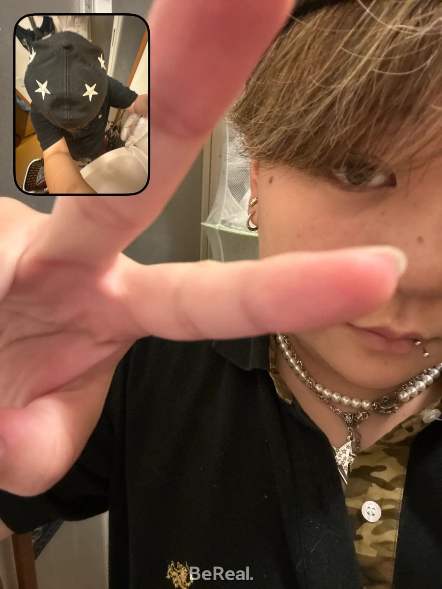 xacw_ra's tweet photo. 最近どっか行って写真撮ったりしてないからこれしかないけど、、関東住みの人出会い求めてます😭 #レズビアンさんと繋がりたい  #セクマイさんと繋がりたい https://t.co/UdOIx6Roie