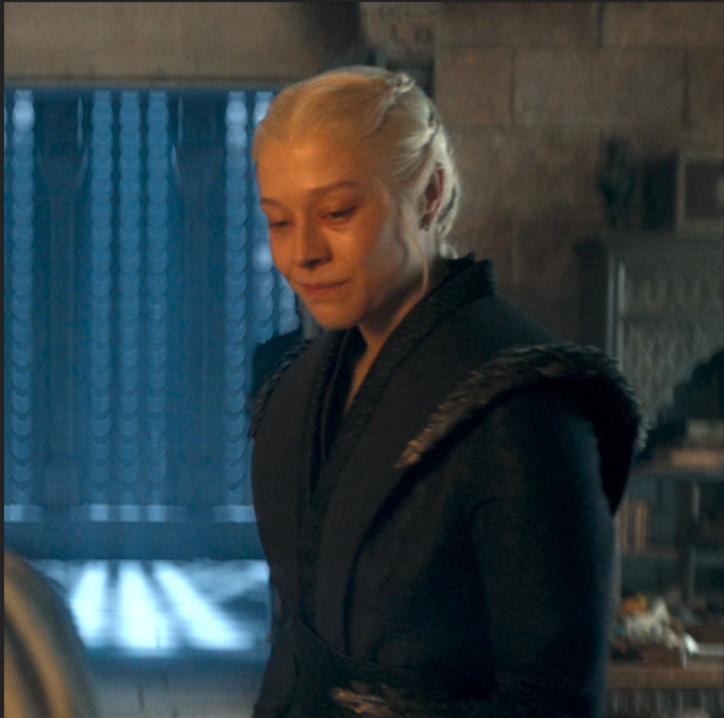 vaeiyriann's tweet photo. i'm loving the sound design this season, every time the shot switches and lingers onto rhaenyra's headspace, we hear that ringing noise to show us the consistent stress, exhaustion and pressure she is burdened with. it ties well with her current physical appearance too :( https://t.co/TfU3RLikvI