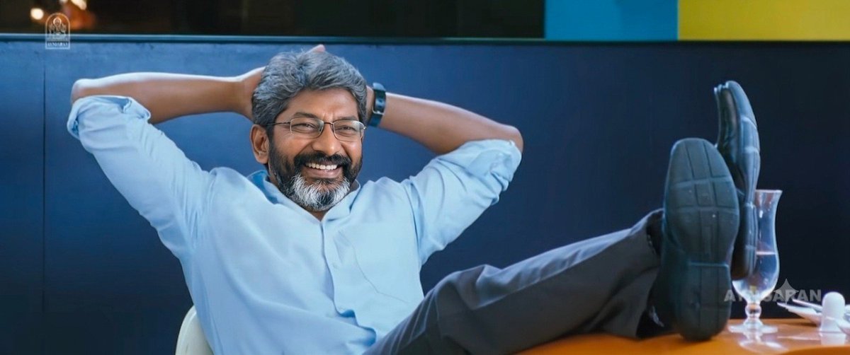 prasasus's tweet photo. @Nithiskumar_ Sir be like ... 🤣 https://t.co/D6LN1GJ8AL