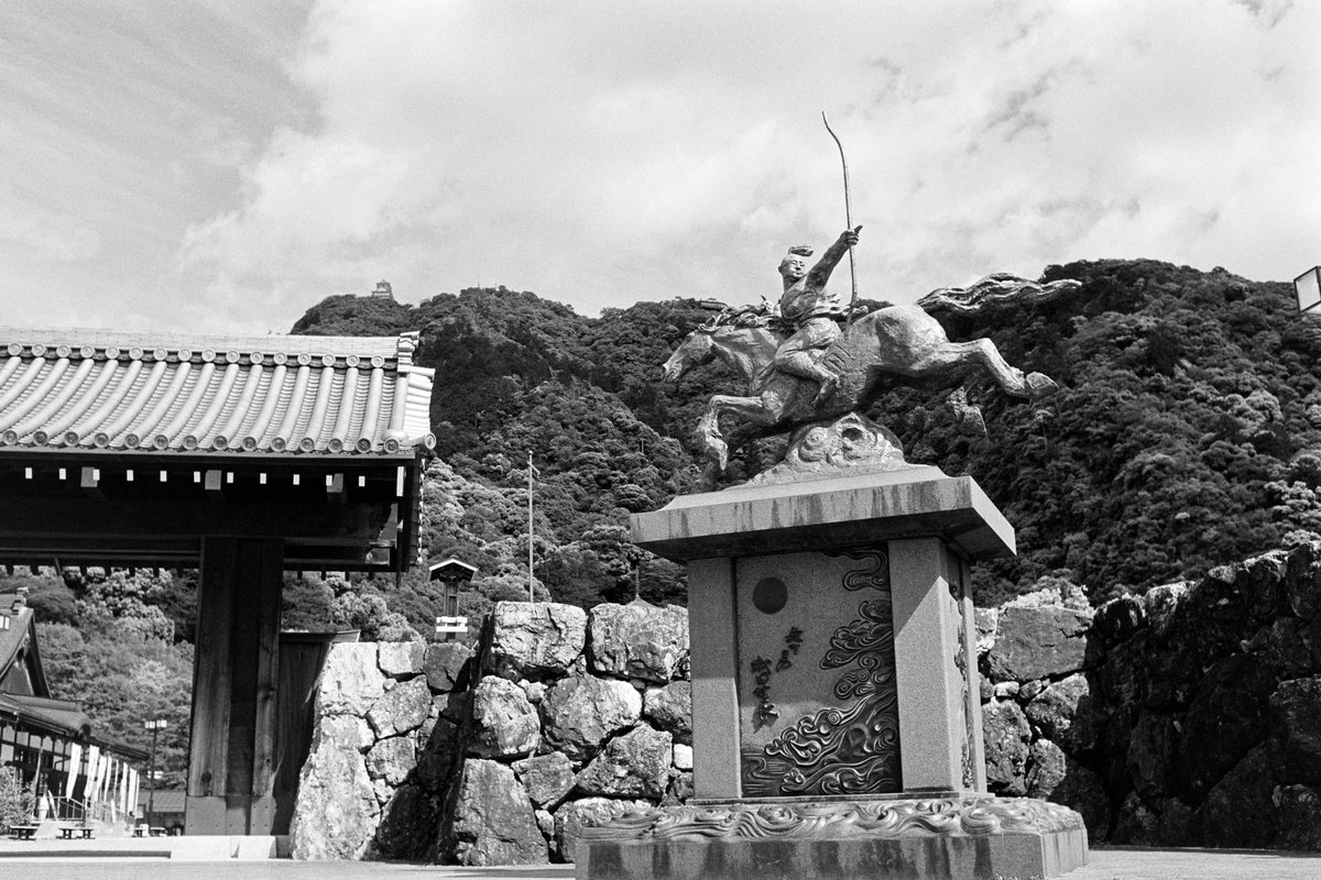Hal_notes's tweet photo. 3か月前ごろ岐阜にてぶらり撮影

Film:KENTMERE 100
Lens:nokton classic 35mm f1.4 https://t.co/xyh14DYG0v