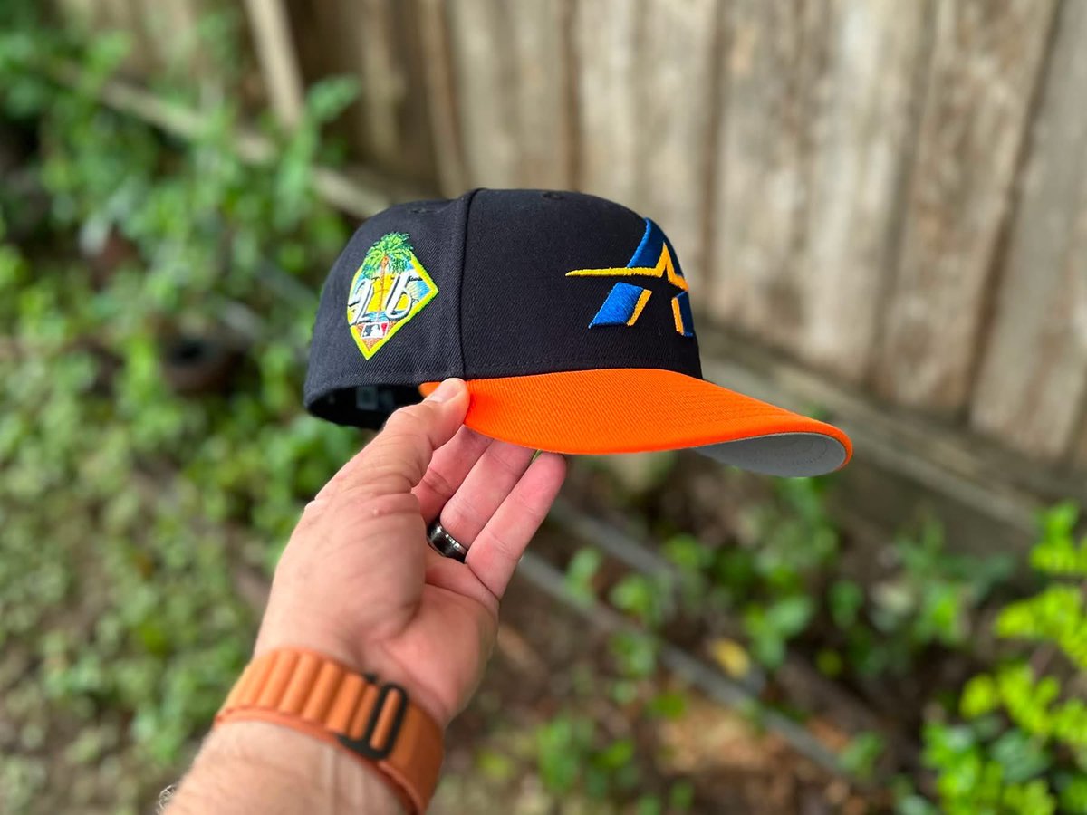 ShadowBoi76's tweet photo. @HatClub #stros #houstonhatcrew #googray🤘🏼🔥💯 https://t.co/HgKX5oo6lf