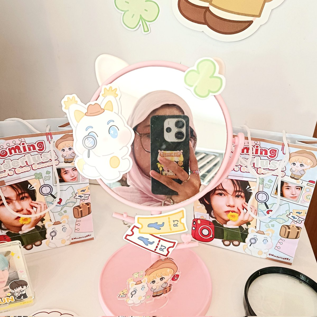 needsc0ffee's tweet photo. ☘️Blooming Wanderlust : Renjun's Solo Journey🧭🦊 by @wanderingHRJ 

Thank you for this unforgettable event 🥹🩷

​#RENJUN #RENJUN_同谋者的默契 #BloomingWanderlust #ROLO https://t.co/TL48Pfg19Q
