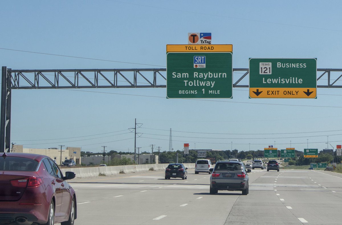 DallasTexasTV's tweet photo. North Texas toll revenue is projected to more than double by 2040, reaching nearly $3 billion a year https://t.co/TJIsUmbUAN