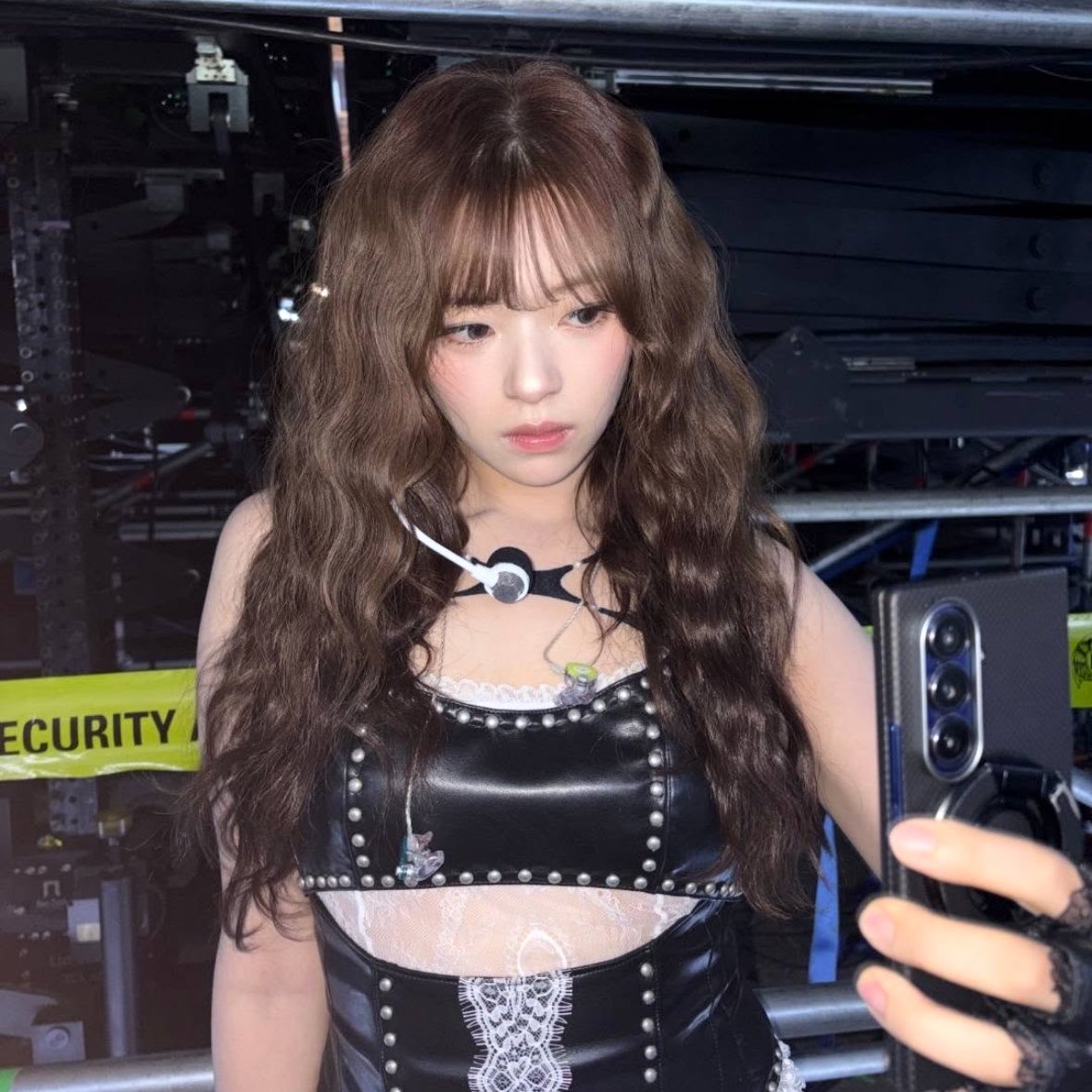 catmilkies's tweet photo. prettiest girl ever https://t.co/RrtDMNYDII