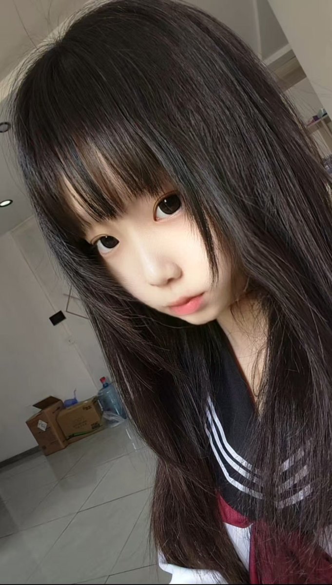 tonyawooten's tweet photo. 上海松江 20/158/48kg/C 3天6000
在校学生能口能无能内 有性价比
乖巧听话，温柔懂事，素颜好看
#上海 #学生 #女大 #萝莉 #有处女 #反差 https://t.co/FBPHYzXwYm