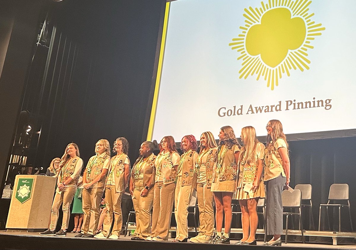 repdinatitus's tweet photo. This weekend #TeamTitus attended @girlscoutsnv’s Highest Award Recognition Ceremony recognizing the hard work these young women have put into their public service projects. They are our future leaders. Congratulations! https://t.co/nelmgv8xl8