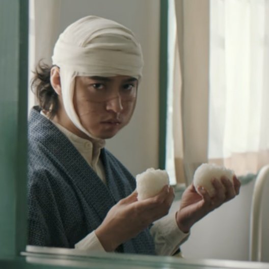 kentosday's tweet photo. relax bro ain't nobody taking that onigiri from you https://t.co/vTW0F8ZMtj