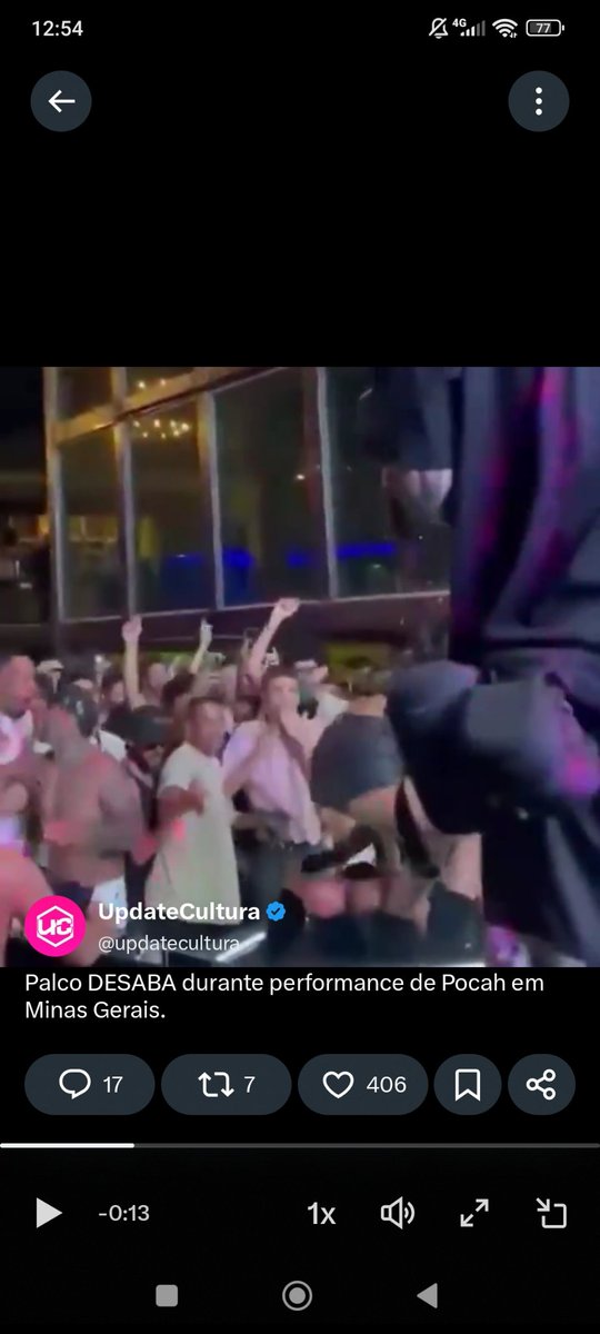 ninguemmandaneu's tweet photo. @updatecultura Uma gay chocada, outra apenas assistindo, a outra:
Mulheeeerrrr...reage bixa...sai desse chão.
Eu tô rindo e não é pouco disso. https://t.co/OMRRHNfSVR