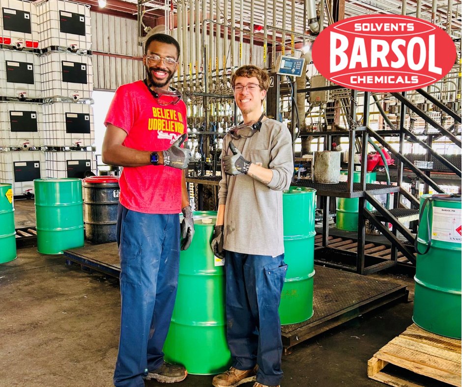 bartonsolvents's tweet photo. π Welcome DeShawn Grady and Domonnic Abbott to Barton Solvents Kansas City! #BartonSolvents #Barsol #TeamBarton #WelcomeToTheTeam #KansasCity #WarehouseTeam #ChemicalIndustry #ForOver85Years https://t.co/Iw0NEb3A0r