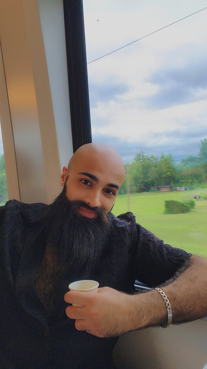 fathi_hanbali's tweet photo. A clear vision gives every step a purpose.
A man with principles never follows the crowd.

#ClearVision
#StrongPrinciples
#QuietWisdom
#PatientGrowth
#LastingLegacy https://t.co/0I1uKSuVpu