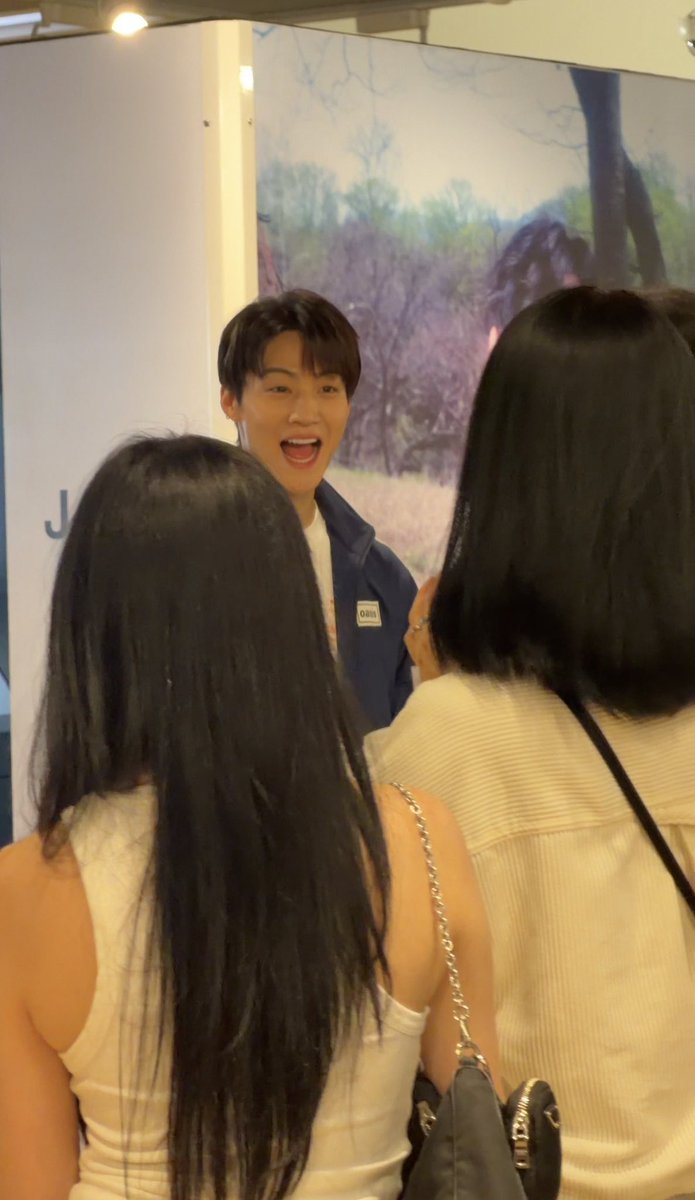 nsjhld's tweet photo. น่ารักมากเลยเนาะ☺️

#SiamDiscoveryxJAYB 
#JAYBPOPUP #JAYBTAPE_ROOTS #2026tape_roots_bangkok https://t.co/lspwLZ0t3Z