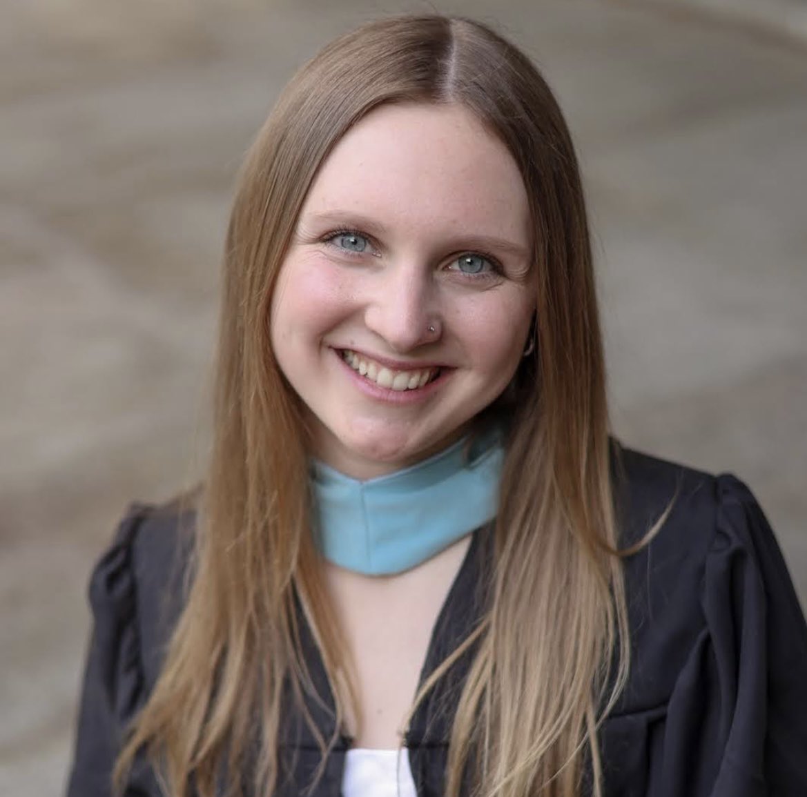 The_CHSKnights's tweet photo. #meettheteachermonday Centennial welcomes new Science teacher Ms. Tomlinson!  A North Carolina native, both her undergraduate and Master’s degrees are from UNC Chapel Hill. She enjoys being active outside and exploring new places. We’re excited to get to know you! https://t.co/BJJdk4BGRR
