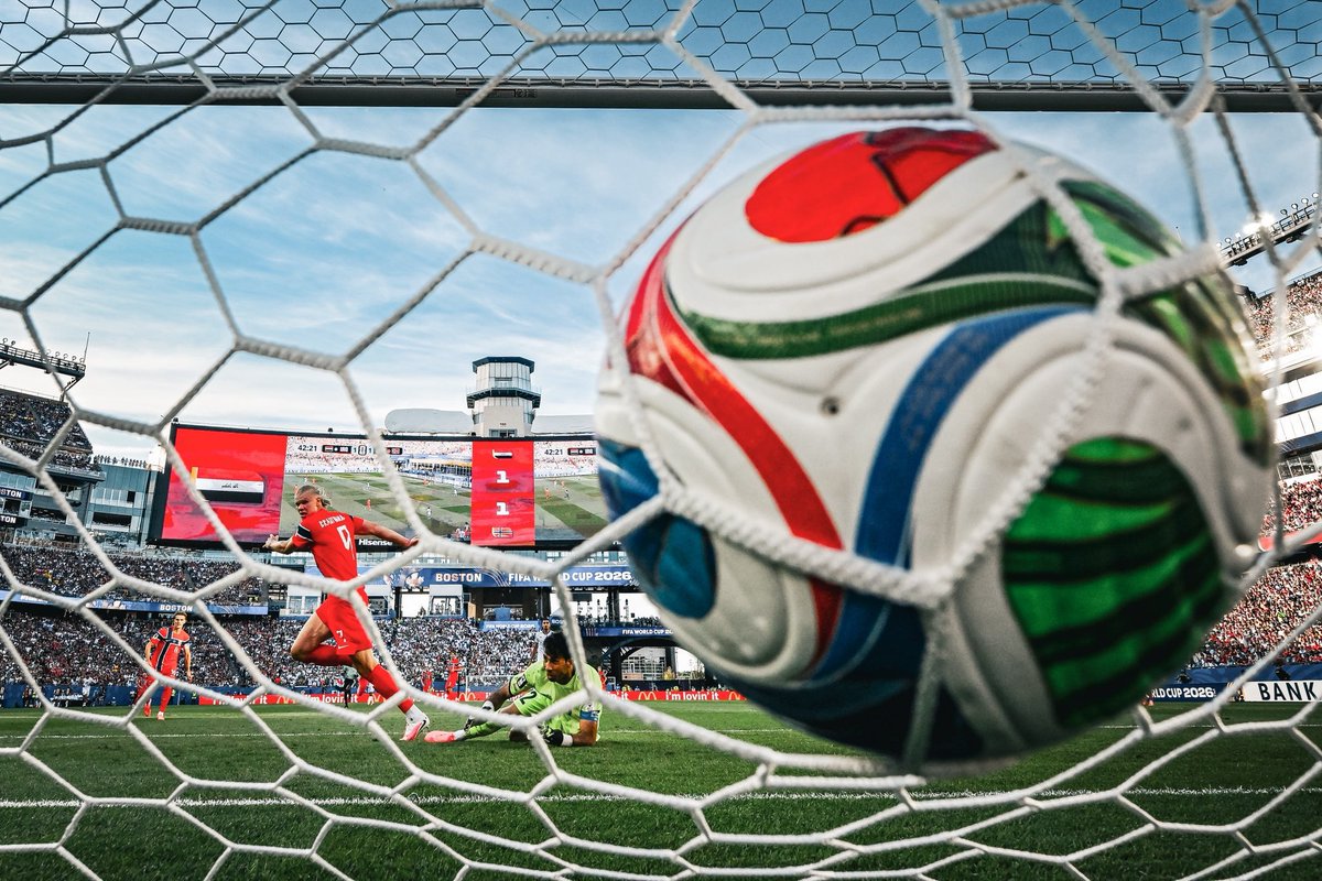 kirawontmiss's tweet photo. Everyone thought this photo Haaland posted was AI-generated because it looked way too perfect. Turns out it was taken by a camera positioned directly behind the goal net. This has to be the shot of the year wow😭 https://t.co/I1sUn0hgxf