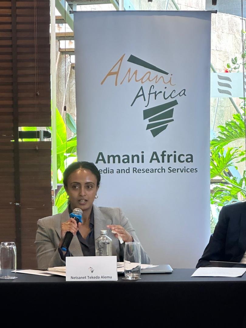 africa_amani's tweet photo. @_AfricanUnion @SingoeiAKorir The day also featured discussions anchored on presentation by @elghassimw of the working paper prepared for the expert meeting, keynote from Dr Vasu Gauden, Exec Director of @ACCORD_online &amp; case presentations on contemporary siruations including #Sudan, #Sahel, #DRC &amp; #Somalia. https://t.co/FCXzl6C5xE