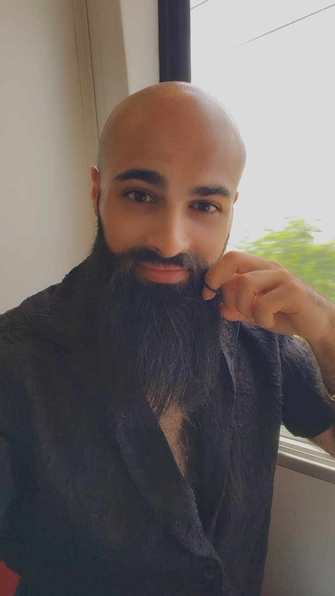 fathi_hanbali's tweet photo. A clear vision gives every step a purpose.
A man with principles never follows the crowd.

#ClearVision
#StrongPrinciples
#QuietWisdom
#PatientGrowth
#LastingLegacyv https://t.co/GpMPBqnVW1