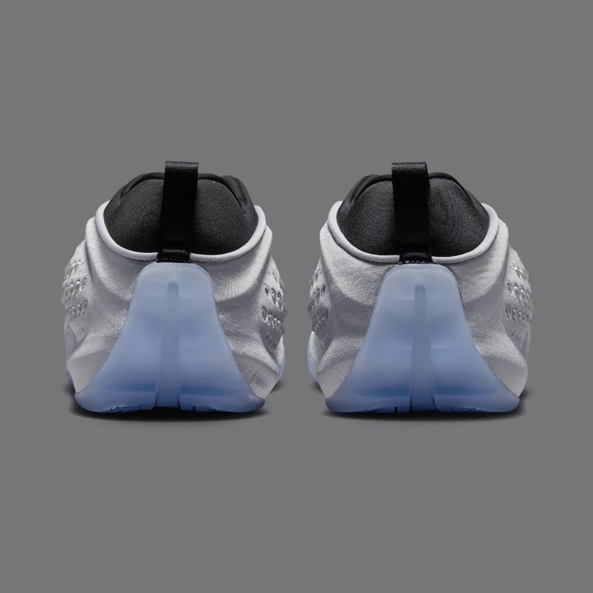 SBDetroit's tweet photo. OFFICIAL PHOTOS: Nike First Sight Shadow “Metallic Silver” 🩶

MORE INFO:  https://t.co/Kd3aAP1mt6 https://t.co/aBijPSE50N