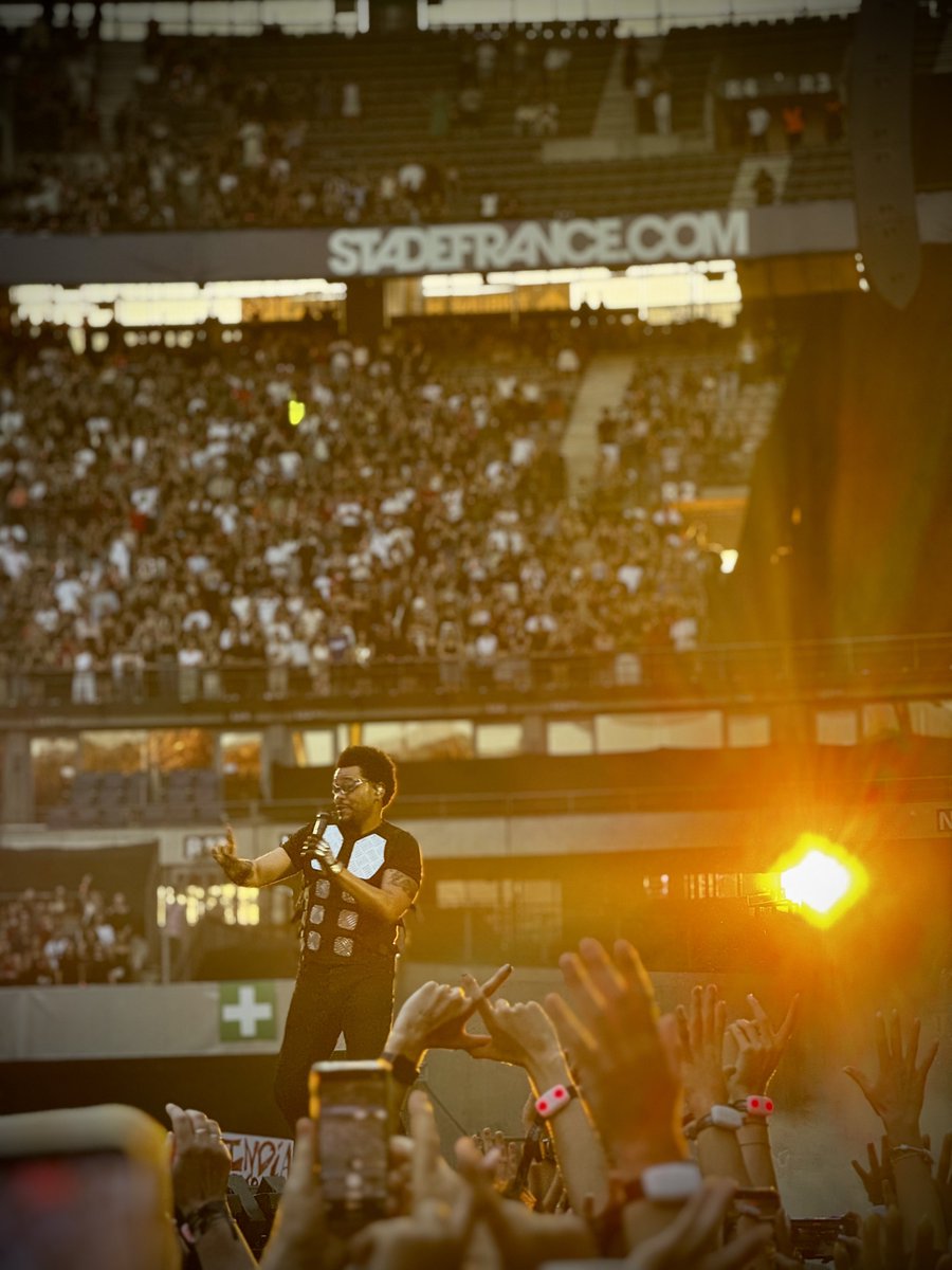 Wizrd88_'s tweet photo. The Weeknd Stade de France 📸✨
Mon objectif a particulièrement bien mangé. 

#AfterHoursTilDawnTour https://t.co/ovn8R7D3zW