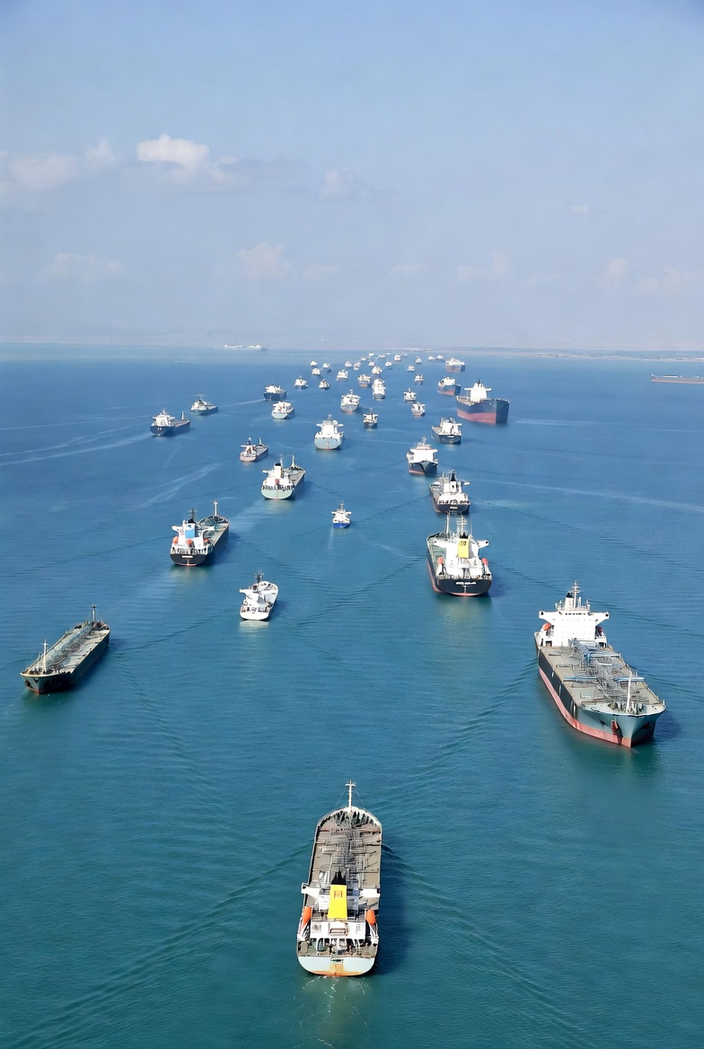 NarrativeBehind's tweet photo. 🚨 Trump on the Strait of Hormuz:

“A $2 million toll is unacceptable.”

Then: The US will guard the Strait and charge a 20% reimbursed rate.

At $75 oil, that’s roughly $30 million per fully loaded tanker.

Meanwhile, Iran reportedly charges only 10%.

Follow @NarrativeBehind https://t.co/nzuT9dpzxN