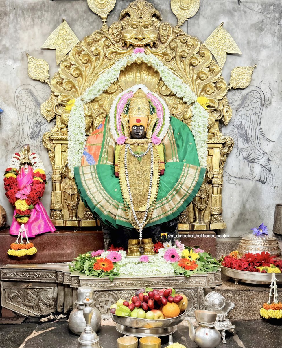 NarayanGambhir's tweet photo. Today’s Alankar Pooja #Mahalakshmi#Ambabai🙏🏻 https://t.co/jKXg5VItPX